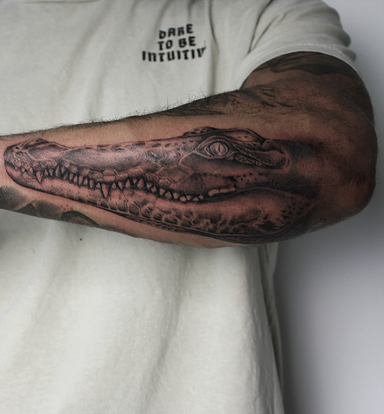 clio-gadea-lost-innocence-tattoo-realismo lost-innocence-tattoo-diseños-personalizados-clio-gadea